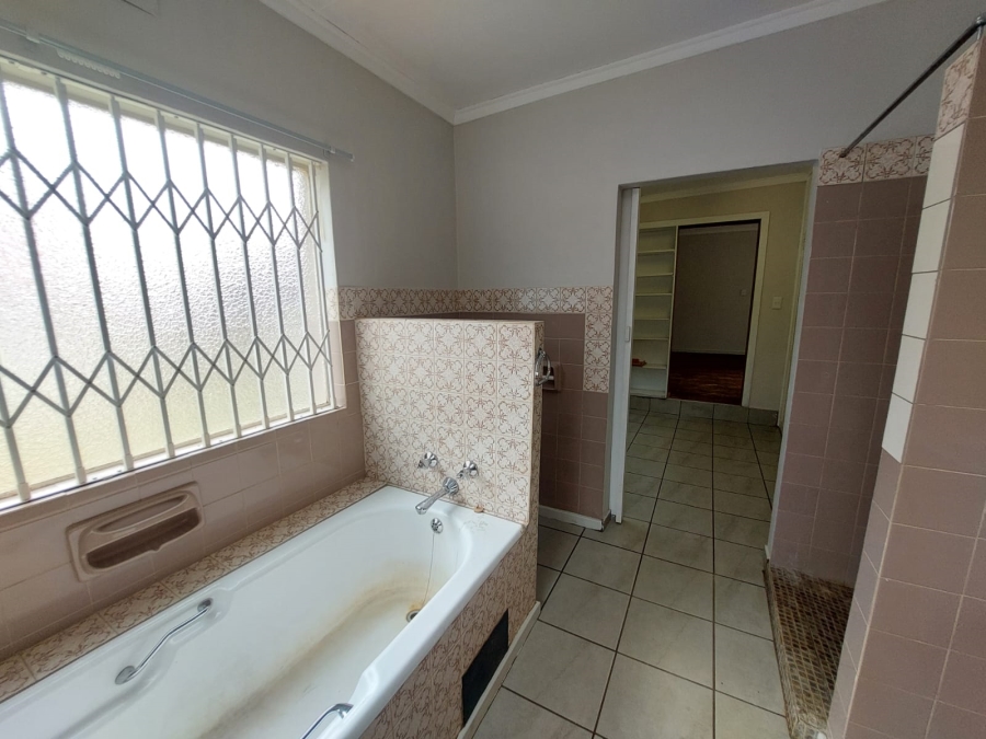 Commercial Property for Sale in Wilkoppies North West